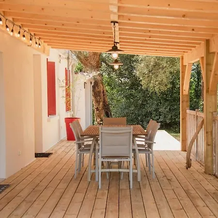 Holiday home Cat'cha Ti Binta